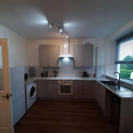 Beautiful 2Br Home Close To Beachfront Weston-super-Mare Exterior photo